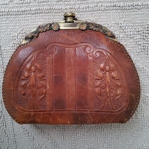 Vintage leather purse